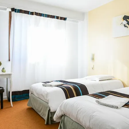 Szálloda Logis & Restaurant Des Pyrenees