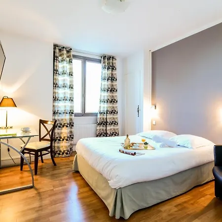 Logis Des Pyrenees Rest. La Pergola Hotel