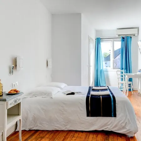 Logis & Restaurant Des Pyrenees Szálloda