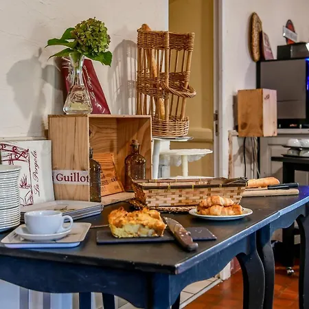 Logis & Restaurant Des Pyrenees