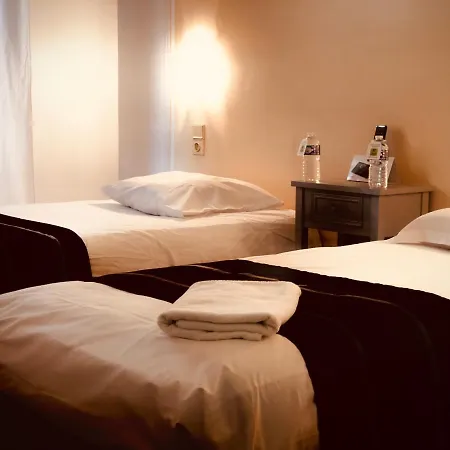 Szálloda Logis & Restaurant Des Pyrenees 3*